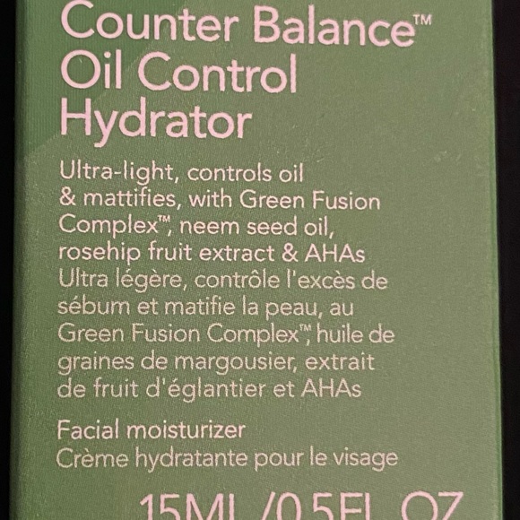 Ole Henriksen counter balance oil control hydrator - Picture 2 of 5
